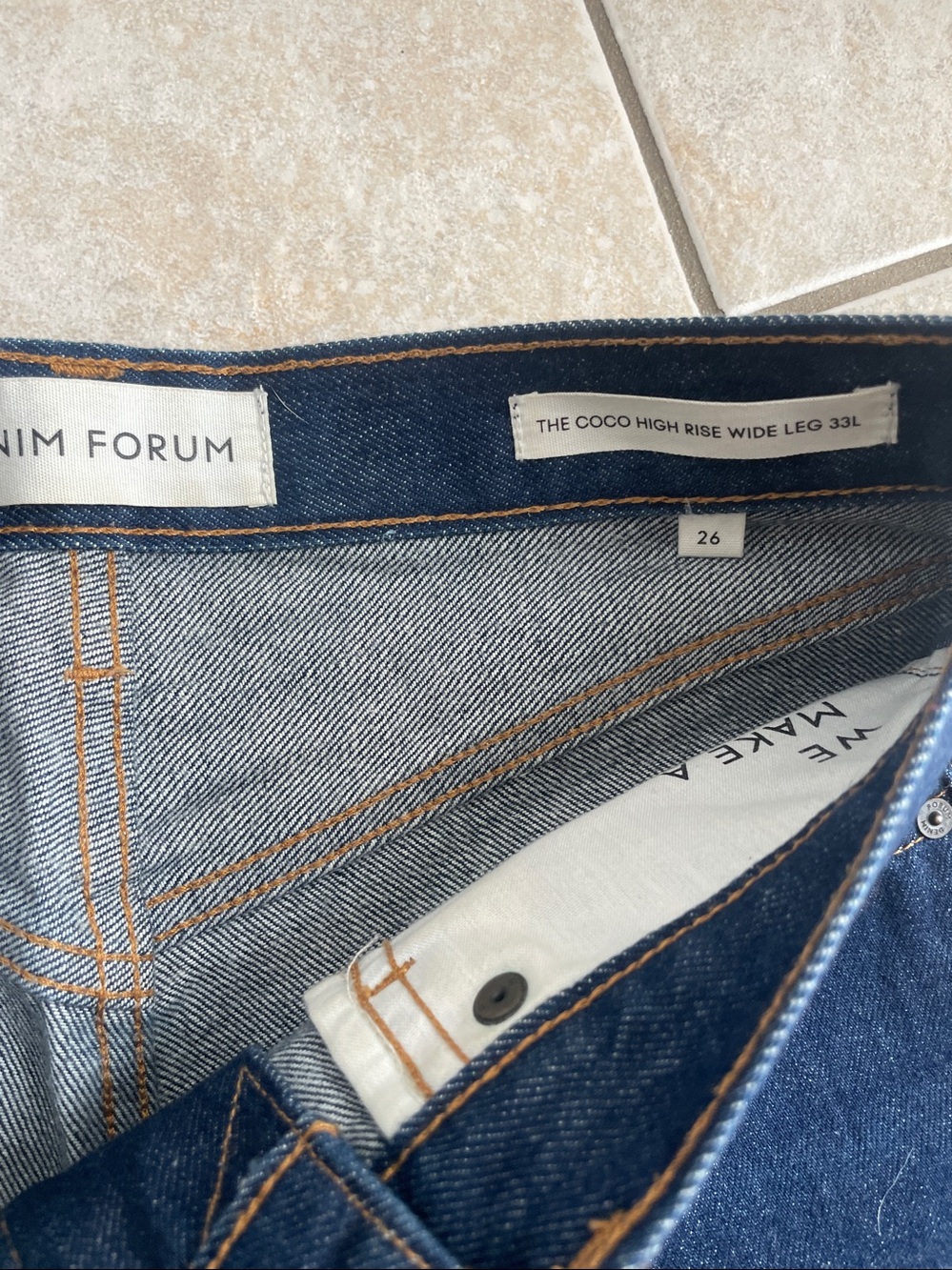 BNWOT ARITZIA 100% Organic Cotton DENIM FORUM JEANS - Picture 4 of 7